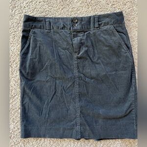 NWOT- Women’s, Old Navy, Gray, Corduroy Skirt- Size 10